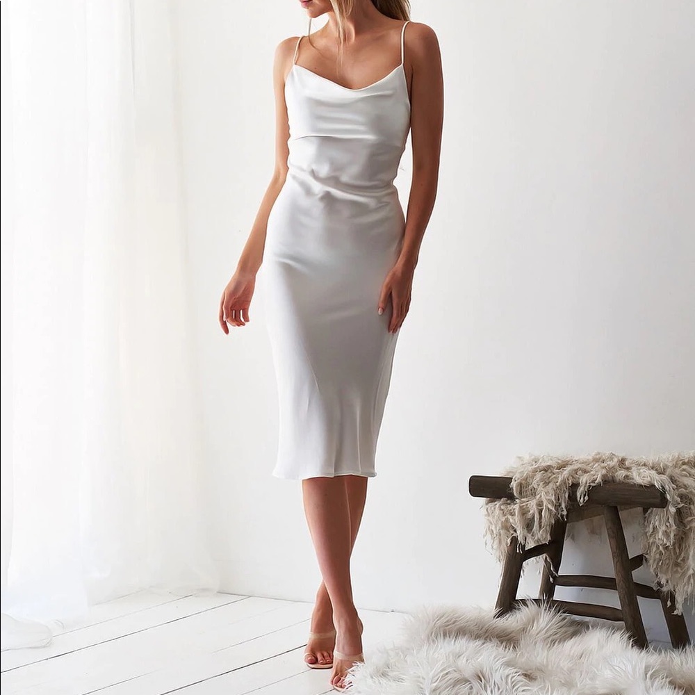 Born to Be Chic - Natalia Dress in Ivory